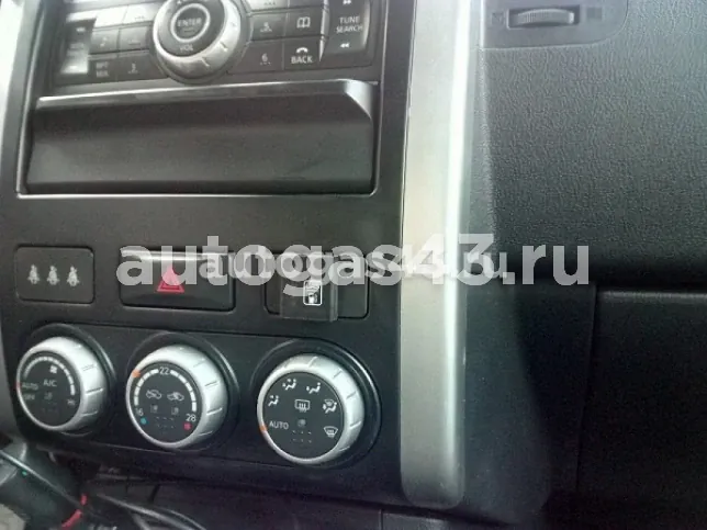 Nissan X-Trail II (T31) рестайлинг 2.0 141 Hp 2010 - 2015 (Метан) фото