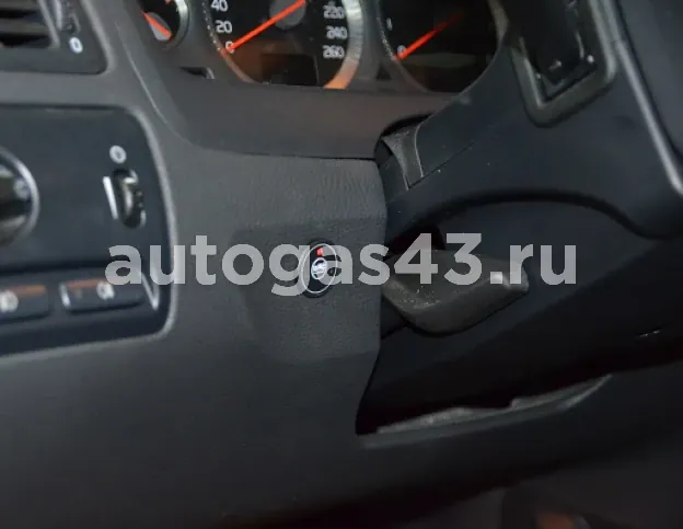 VOLVO S60 2.4 140 л.с. фото